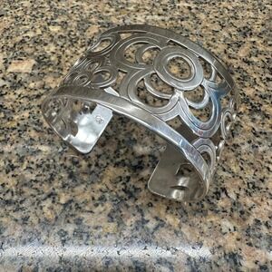 Brighton Silver Tone Flower Cutout Wide Cuff Bracelet Womens‎ Openwork Statement